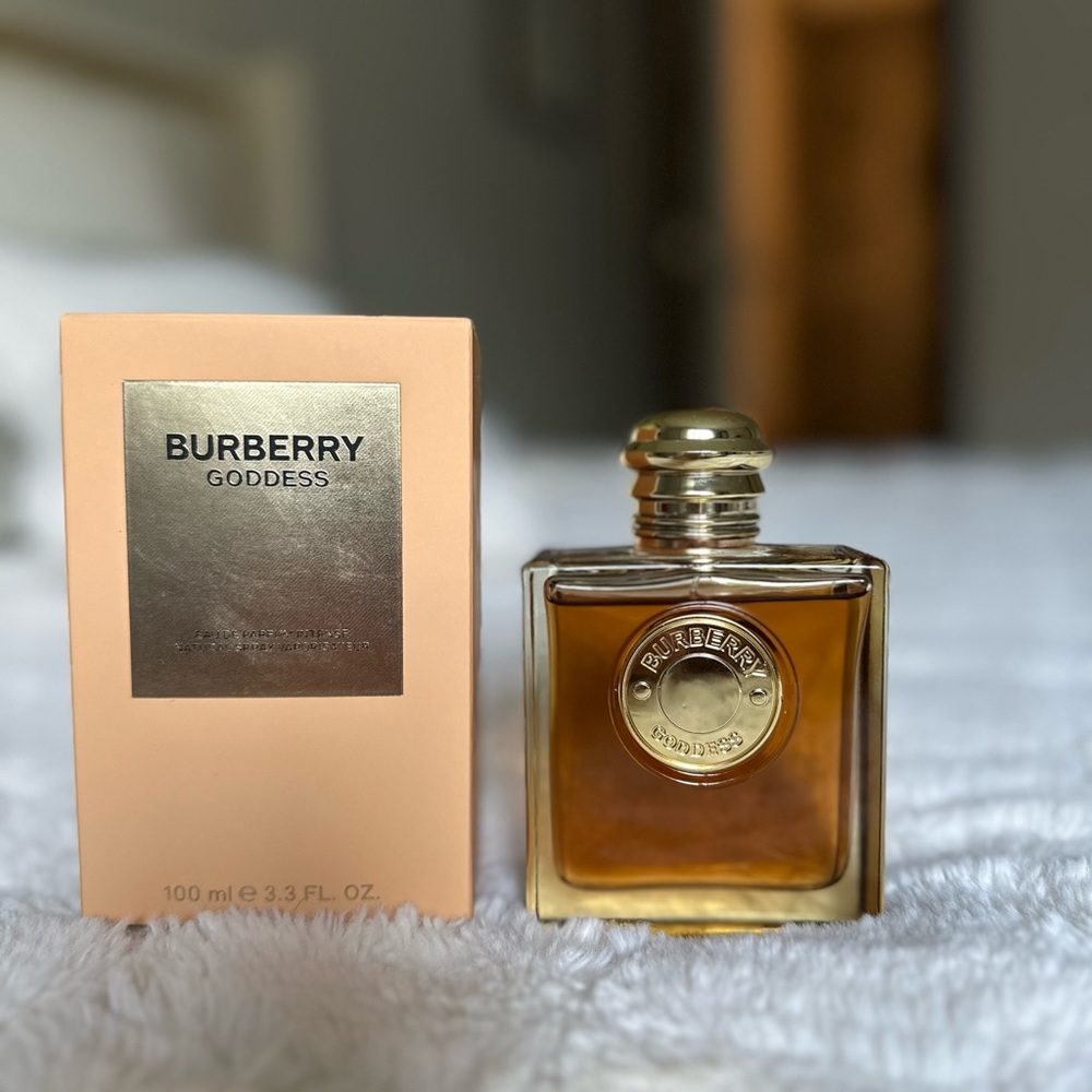 Burberry Goddess Perfume - Gold and Tan